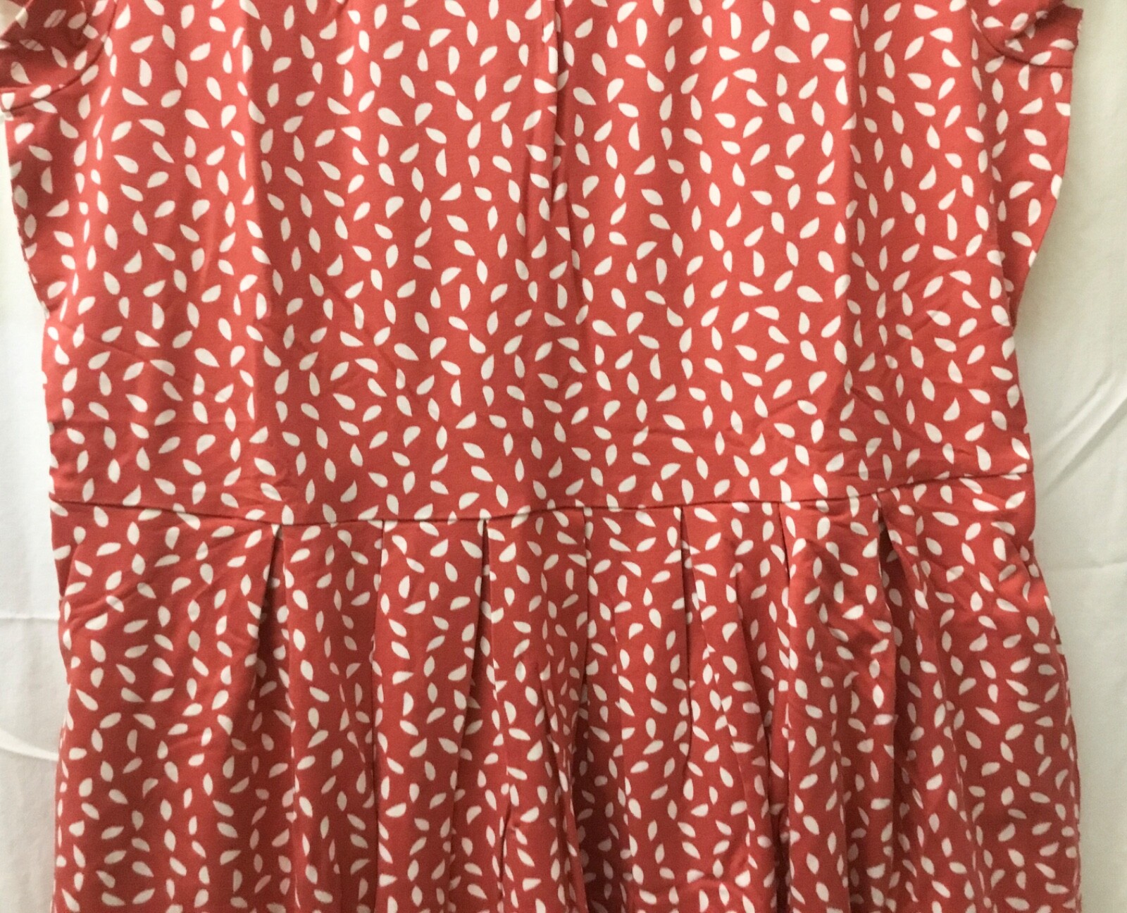 SAHALIE BELLA COOLA CAP SLEEVE RED LEAVES PLEATED MIDI DRESS PETITE X