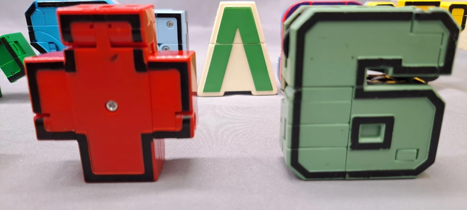 Alphabots Alphabet Transforming Robot Toys Letters & Numbers Lot Of 10 - Image 4 of 4