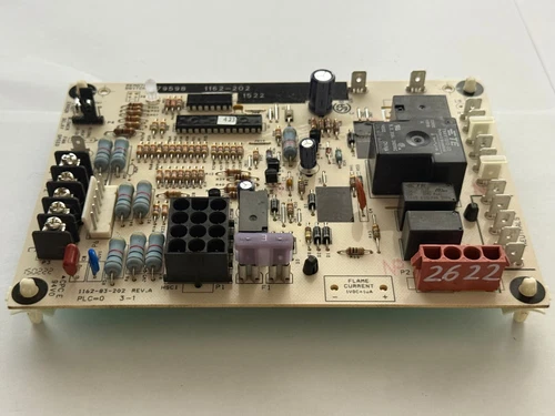 YORK COLEMAN LUXAIRE 1162-202 879598 Furnace Control Circuit Board 1162-83-202