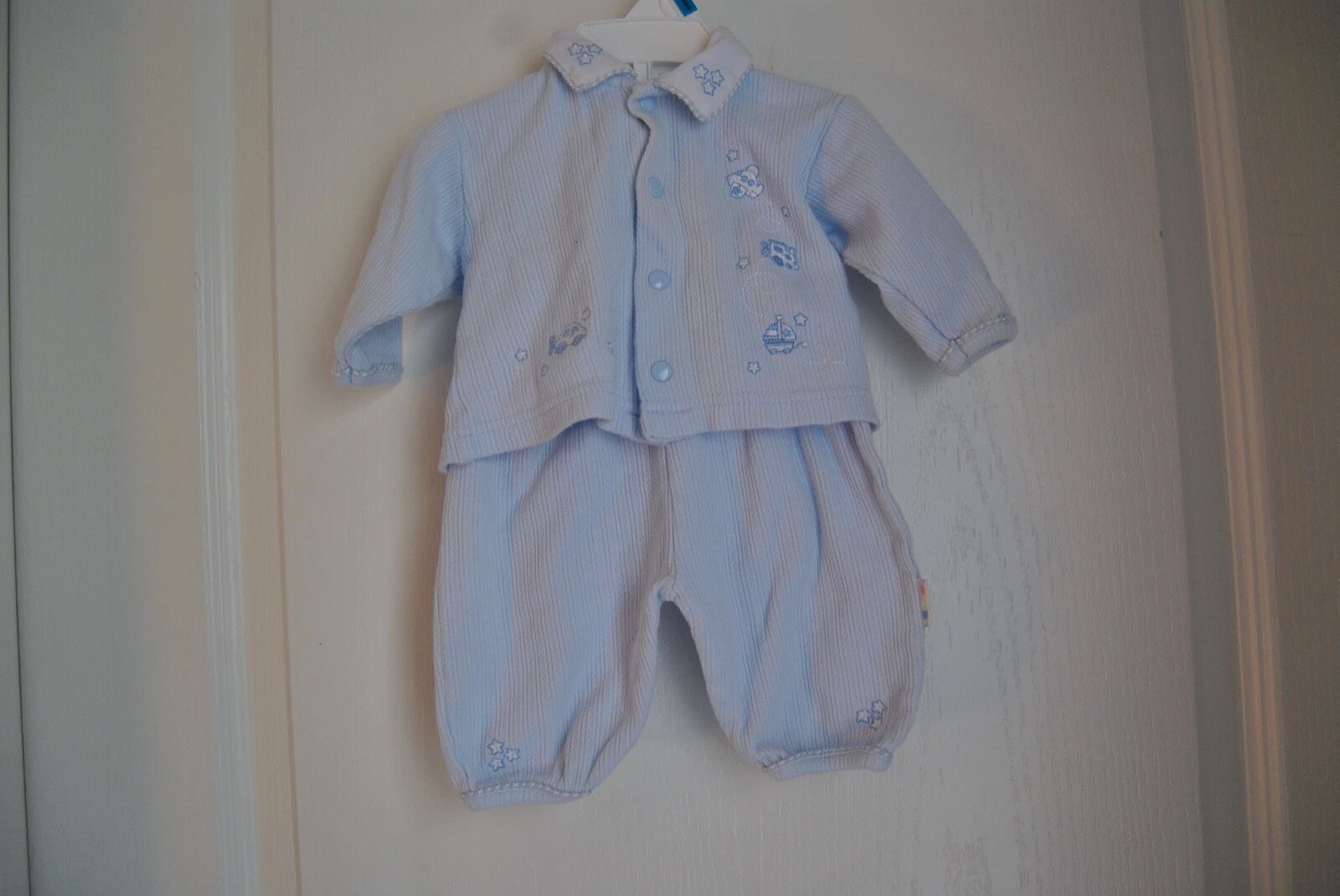 Newborn outfit by Miniclasix size 0-2 Months Pants, Shirt and Hat