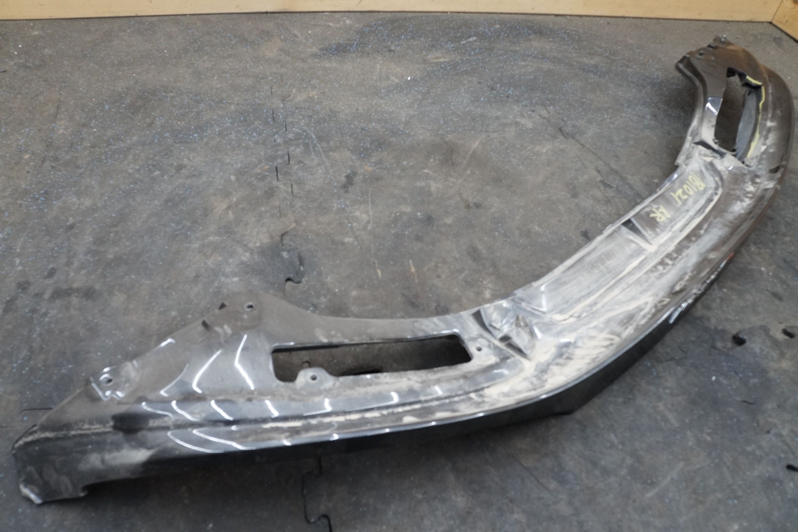 Rear Bumper Upper Spoiler Wing Trim Panel 13A2943CP McLaren 570S 540C 2017 *Note