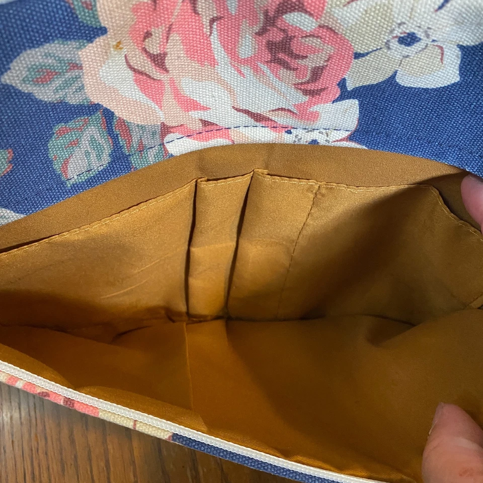 Funda para portátil Canvaslife blanca con estampado de rosa 14 pulgadas 14,0 pulgadas Foto 3 de 4