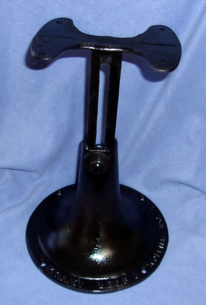 ANTIQUE KENNEY BROS. & WOLKINS CAST  IRON ADJUSTABLE SCHOOL CHAIR BASE -RESTORED