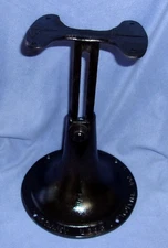 ANTIQUE KENNEY BROS. & WOLKINS CAST  IRON ADJUSTABLE SCHOOL CHAIR BASE -RESTORED