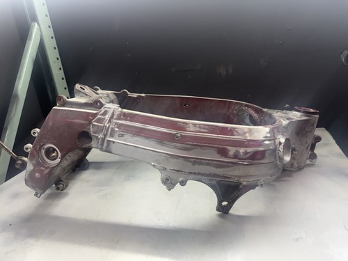 2003 03-04 Suzuki GSXR 1000 GSXR1000 OEM Main Frame Chassis Straight BOS ACQ