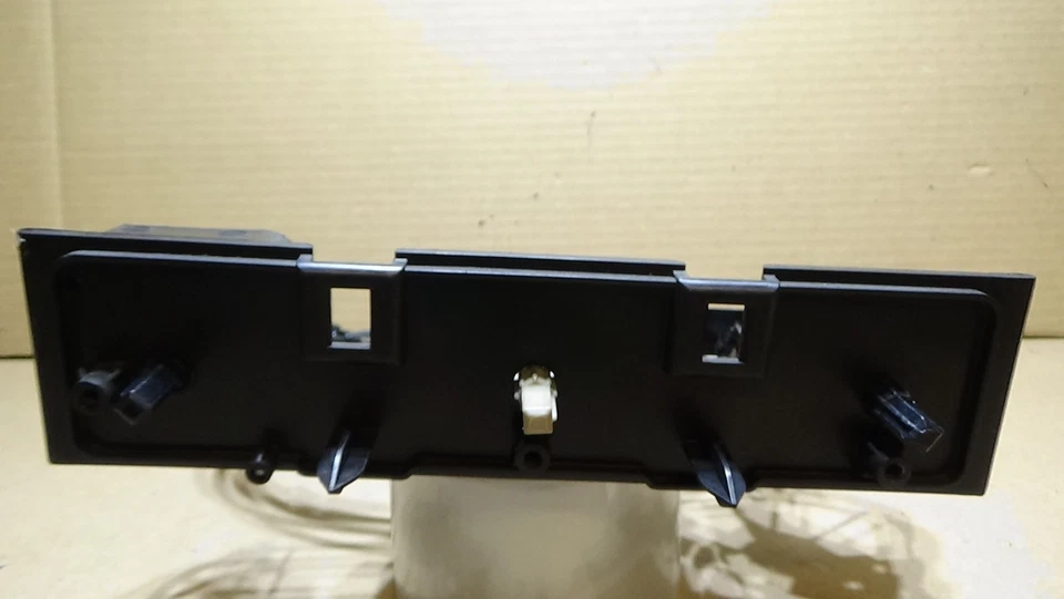 2000-2006 Toyota Tundra AC Heater Temperature Manual Control Switch - Image 2 of 4