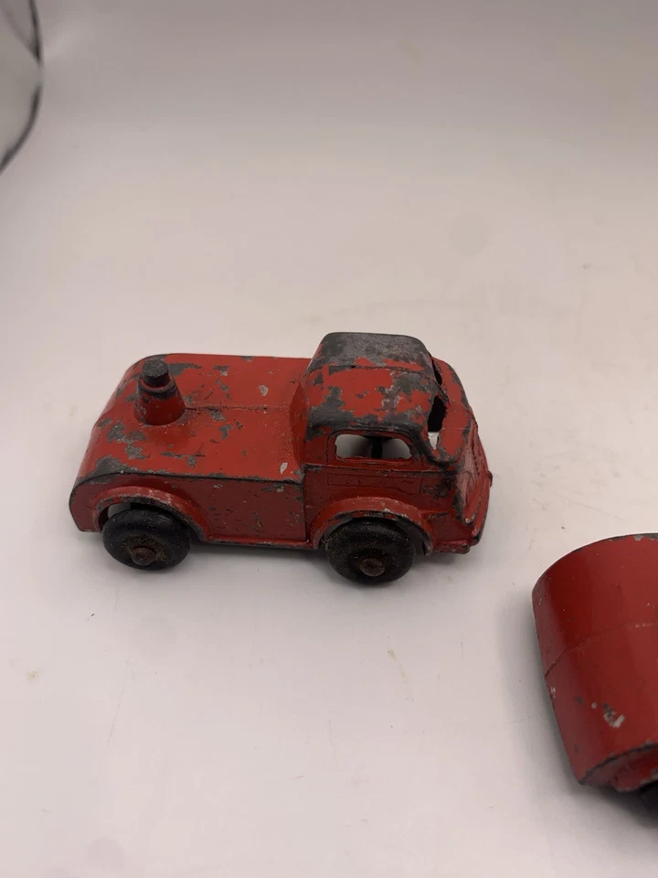 Lote de 3 camiones de juguete de hierro fundido ARGO Jay de colección estilo camión de bomberos rojo hechos en EE. UU. Foto 2 de 4