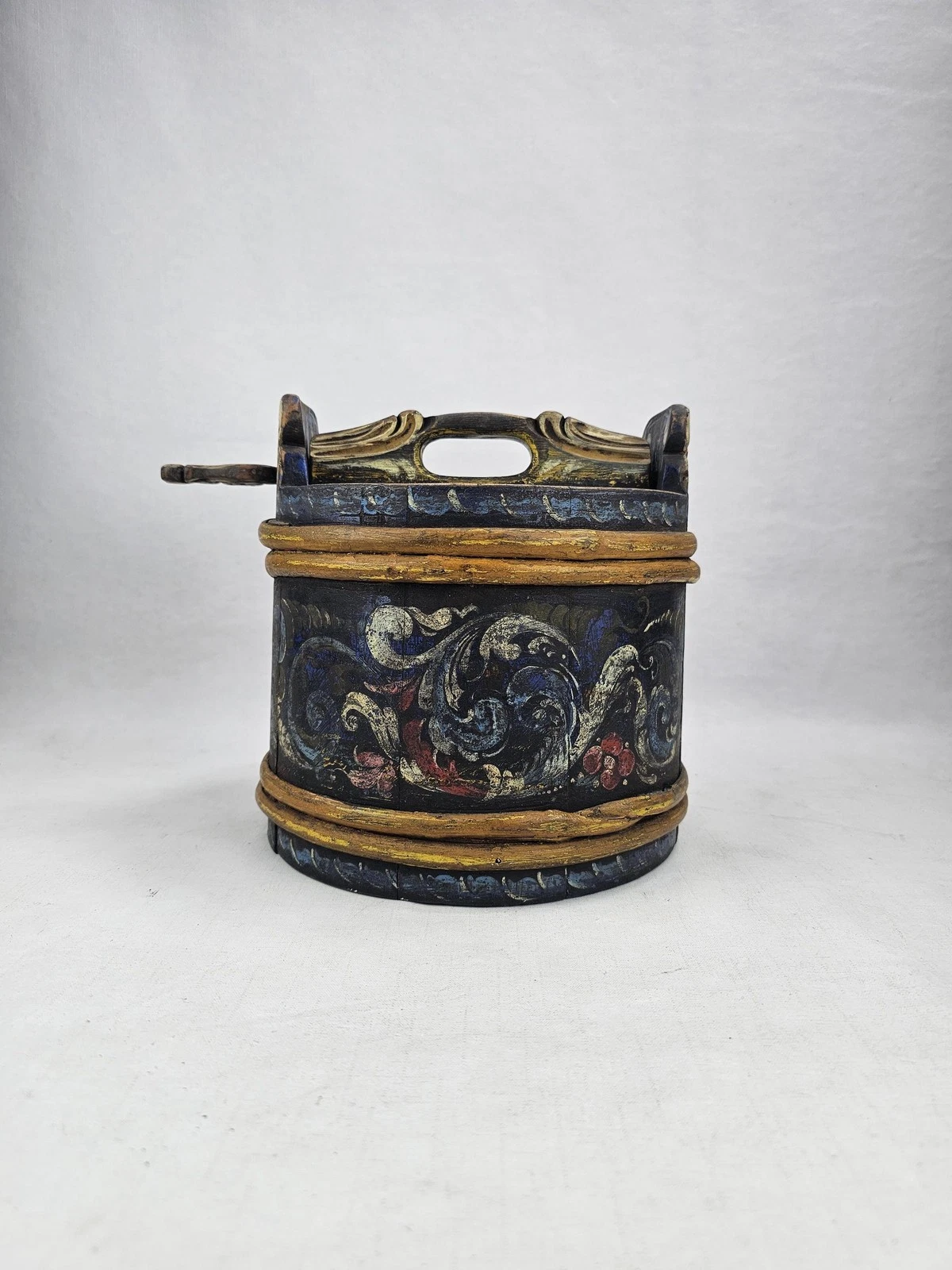 Charming Antique Butter Bucket with Lid, Norwegian Folk Art from Telemark
