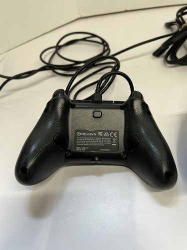 Microsoft Xbox One Kinnect Black Sensor Bar Model 1520 Power 2 Wired Controllers - Picture 7 of 14