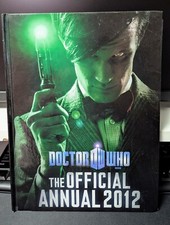 Doctor Who: The Official Annual 2012 (Matt Smith, Includes original poster)