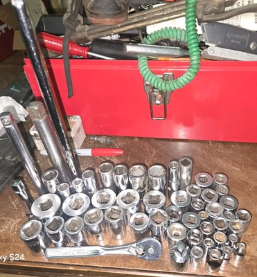 #ad CRAFTSMAN SOCKETS EXTENSIONS AND RATCHET SHALLOW DEEP VARIOUS SIZE DRIVES $69.99