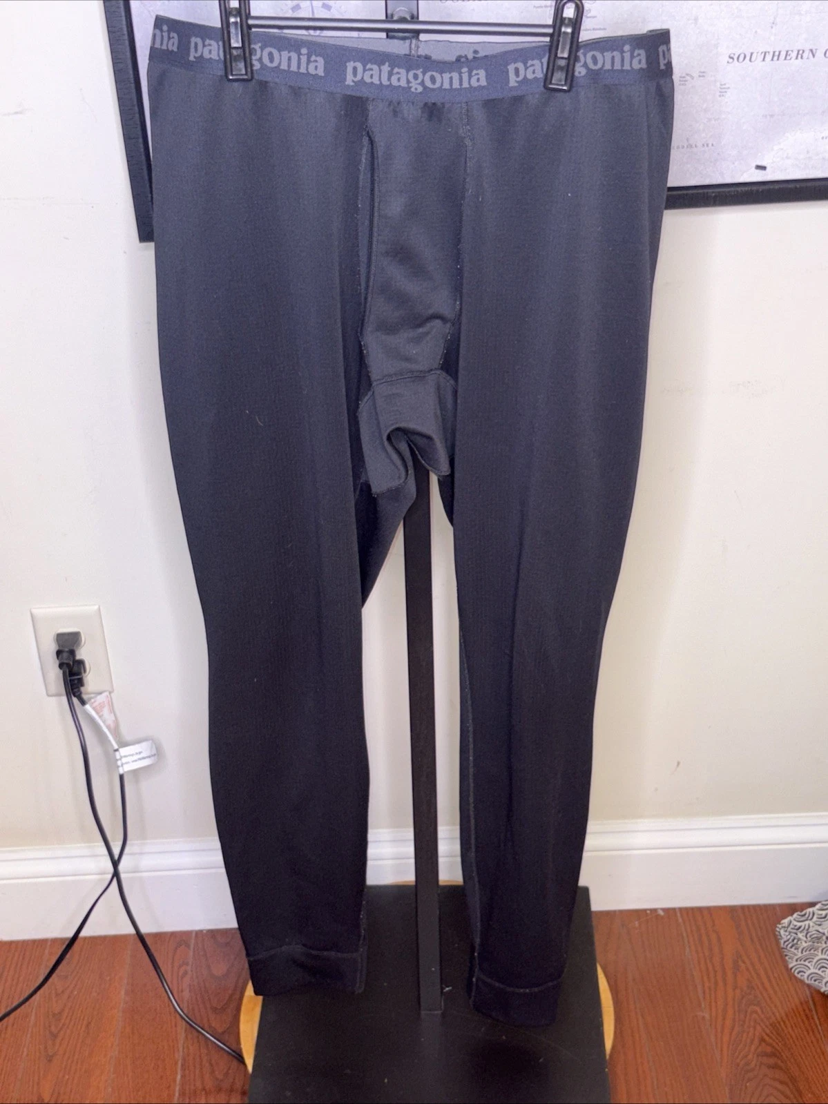 Men’s Patagonia XL Capiline Base Layer Pants Black