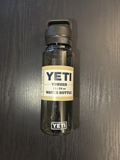 YETI Yonder 0.75 L Navy BPA Free Water Bottle Brand New
