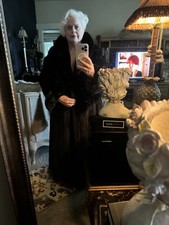 This Luxurious VALENTINO Designer coat is absolutely Gorgeous   