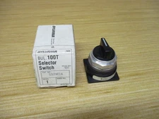 Joslyn Clark 100T-SS3MB4 Sylvania Selector Switch 100TSS3MB4