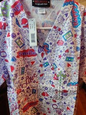 Melrose TOP size small scrub with a style