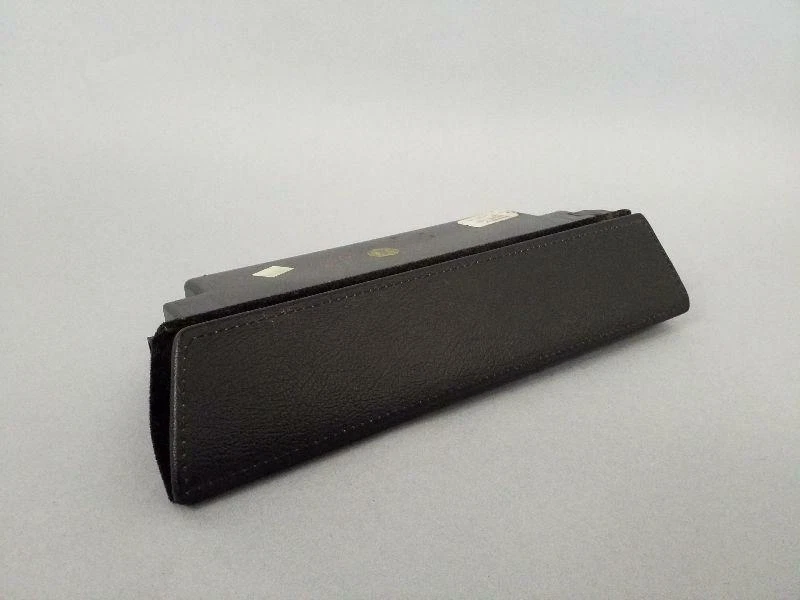 99 MERCEDES BENZ 600 Glove Box — 第 2/4 张图片