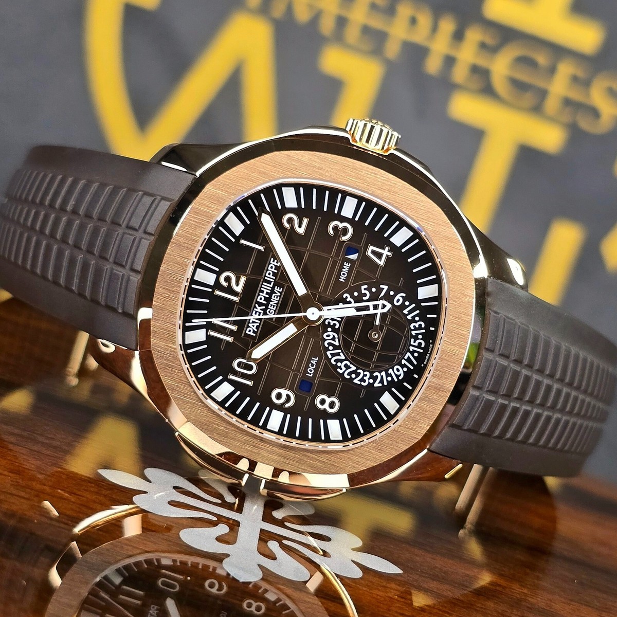 PATEK PHILIPPE AQUANAUT TRAVEL TIME 5164r-001 18K ROSE GOLD RUBBER
