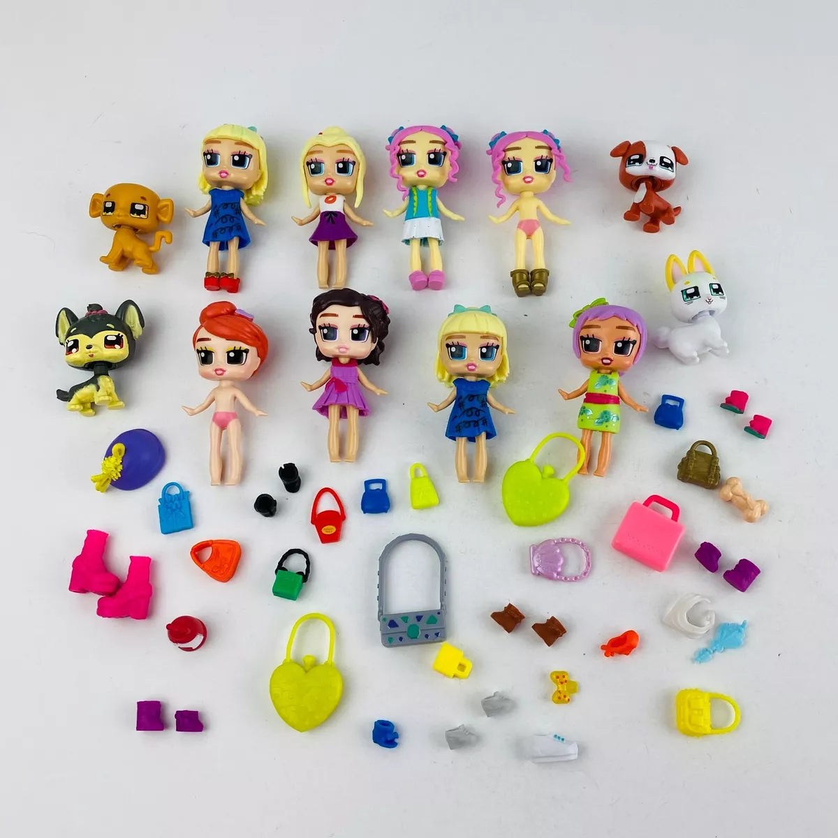 Small toys store for girls