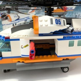 LEGO City &bull; Heavy-Duty Rescue Helicopter (#60166) - 95.68%