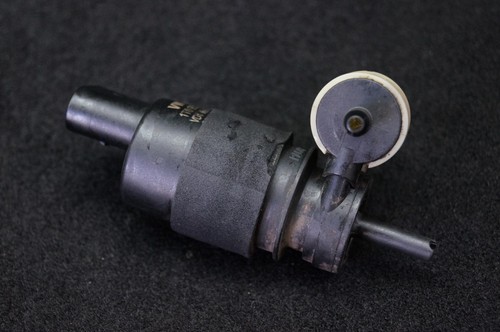 Audi VW Waschwasserpumpe 1T0955651A Pumpe Wischwasserpumpe Original /DW