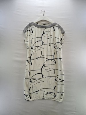 Numph Dress Size 14 White Black Abstract Sleeveless Tunic Plaited Neck Shoulder