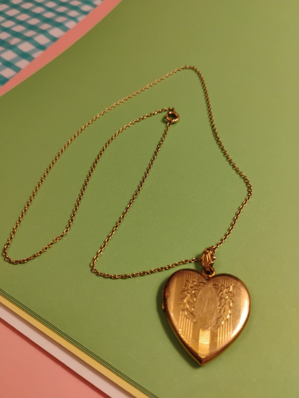 Vintage 1920s Bliss Brothers 1/10 14 Karat Gold Filled Engraved Heart Locket...
