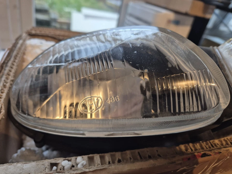 Cagiva Canyon 500/600 Headlight Lamp EU Side - Image 3 of 4