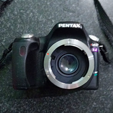 PENTAX *ist DL2 Digital SLR Camera Body Black - Pentax *ist Series