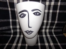 Donna Polseno Studio Pottery Head vase 7"  Ivory  with painted features.