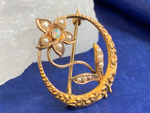 Vtg 18K Yellow Gold Brooch 2.77g Fine Jewelry Faux Pearl / Opal Stones Pin - Picture 2 of 24