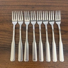 8 INTERNATIONAL Mark II Stainless Cocktail Seafood Forks Colonial Scroll 5 3/4"