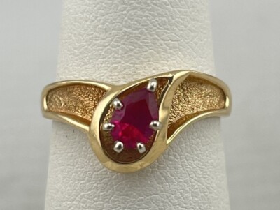Ring 10 Karat 3,4 g Gelbgold Birnenschliff Rubin Größe 6,5 wunderschön!!!