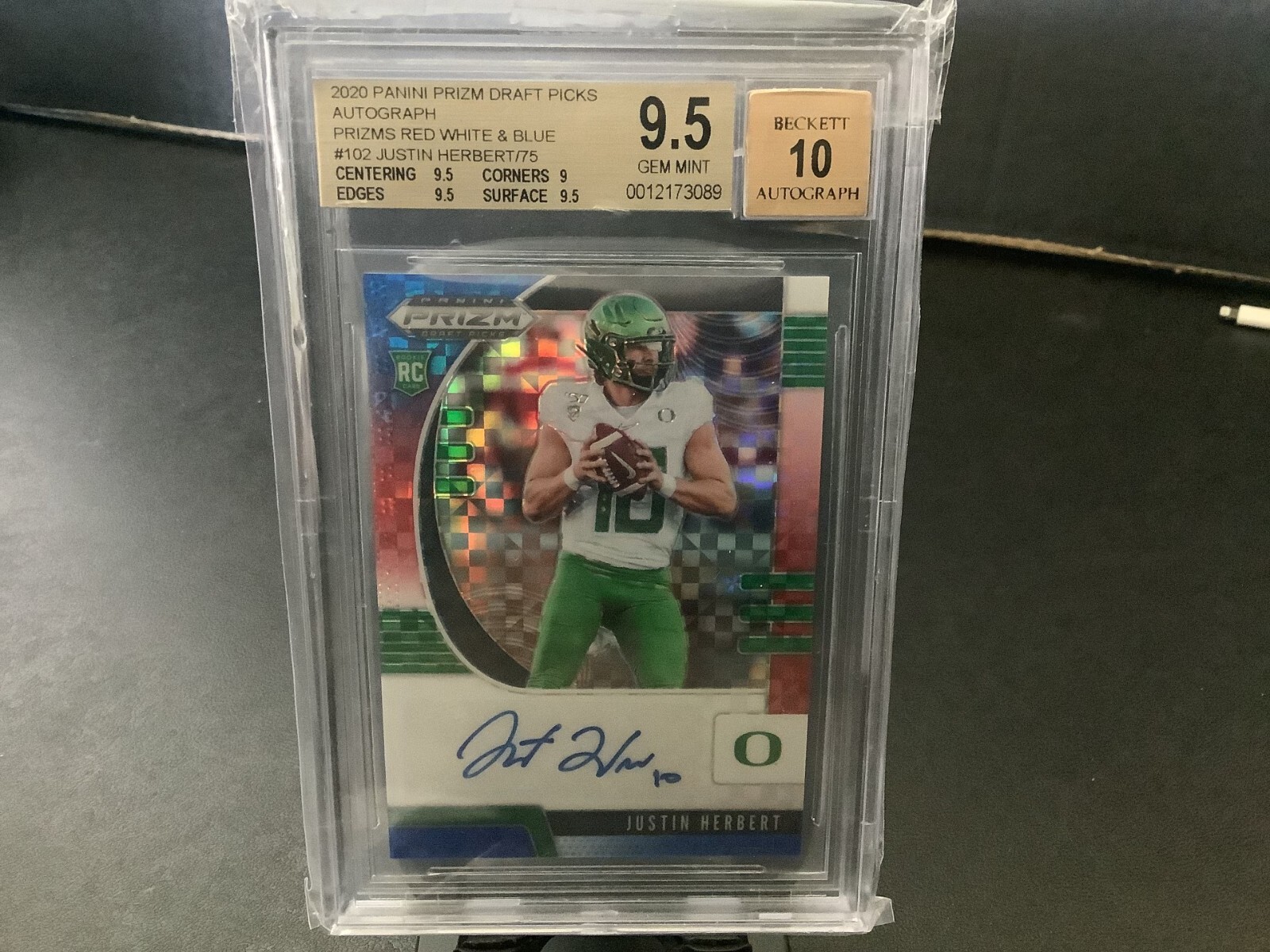 2020 PANINI PRIZM DP AUTO PRIZMS RED/WHITE/BLUE JUSTIN HERBERT /75 BGS 9.5/10