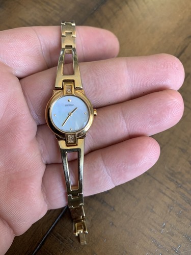 Seiko 1N00-0GN0 Womens Gold Stainless Steel Diamond MOP Dial Watch | eBay
