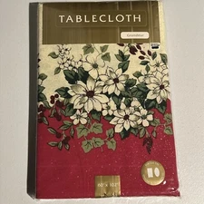 Bed Bath beyond Christmas Cloth tablecloth 60 X 102 Grandeur