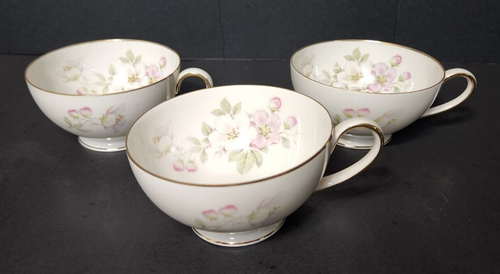 Tirschenreuth Bavaria Germany Apple Blossom Footed Cup & Saucer Sets - Picture 14 of 16