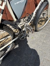 Muddy Fox Mountain Bike White/Black/Yellow Mudguards Dunlop Bag Cruiser Bar