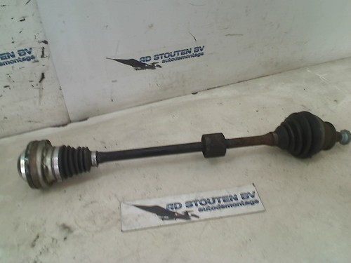 ANTRIEBSWELLE RECHTS VORNE DRIVE SHAFT RIGHT FRONT Volkswagen Polo V (6R) 2015