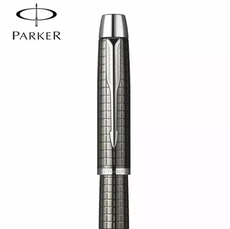 Pluma Estilográfica Good Metal Gris Rejilla Parker Serie IM Plumín Fino (F) Foto 4 de 4