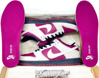 Nike SB Dunk Low Pro ATMOSPHERE GREY/TRUE BERRY Size 10M Brand New OG ALL SAMPLE