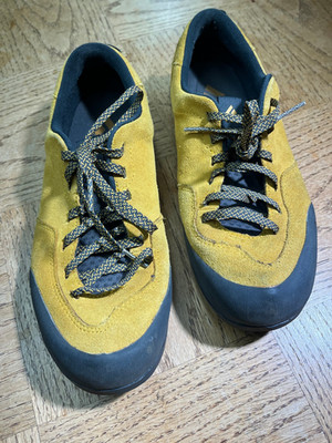 Black Diamond Equipment Prime Approach Shoes Womens 10 - Mens 8.5 Climbing Gorp