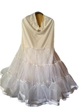 Women Petticoat Underskirt Wedding Bridal A-Line/Mermaid Crinoline White Med