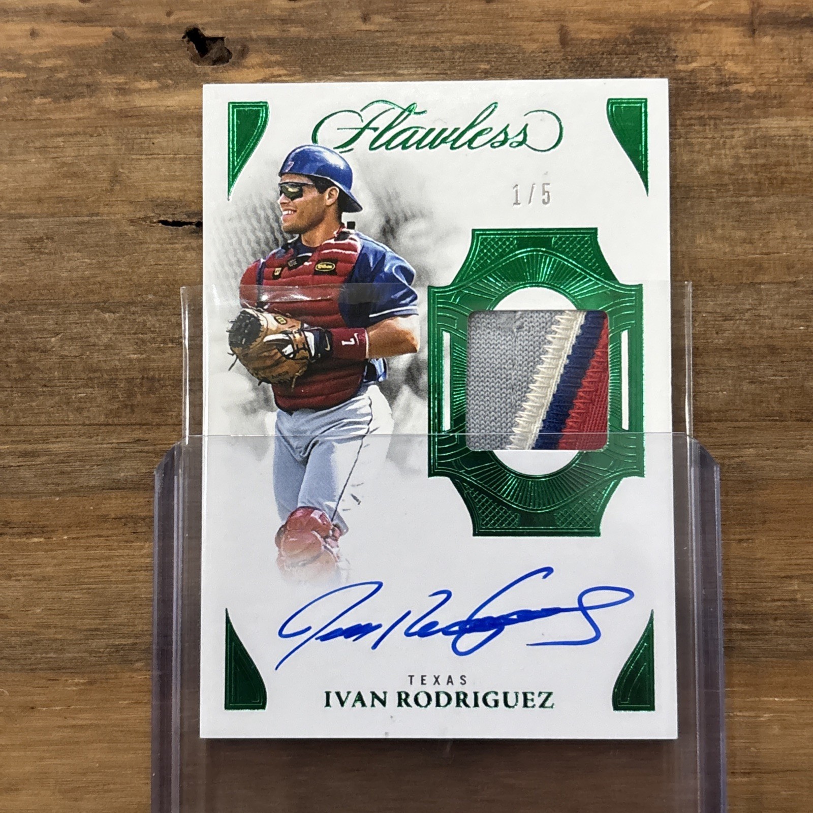 2025 Panini Flawless Prime Vertical 1/5 Ivan Rodriguez #PPV-IR Patch Auto HOF 🔥 view 1