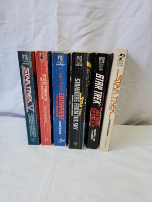 6 Star Trek Books-Star Trek V:The Final Frontier, Star Trek IV:The Voyage + More