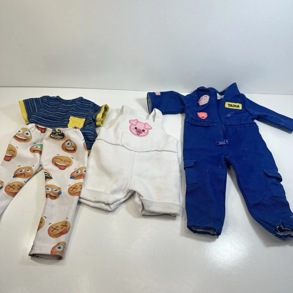 Large Lot 18" OG Doll Clothes Accessories Shoes Umbrella 40+ Pieces - Image 3 of 4