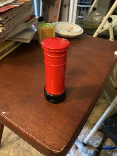 pencil sharpener 3 1/2 inches long and shape of a post office in great Britain - Picture 2 of 3