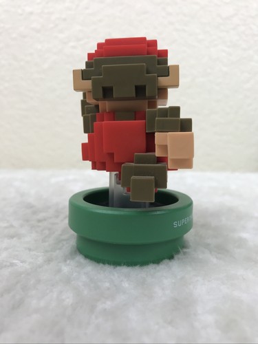 Figura de colección amiibo de 8 bits MARIO colores clásicos de Nintendo - Imagen 4 de 6