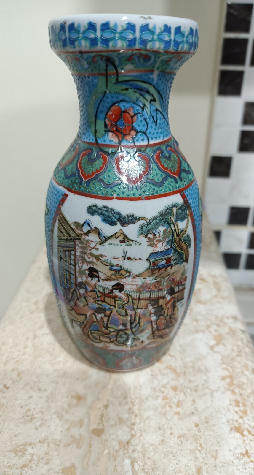 Foto 1 di 2