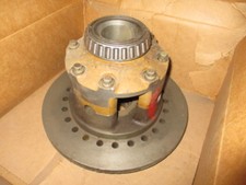 White Differential Cage For G900 Tractors  (10b26181)